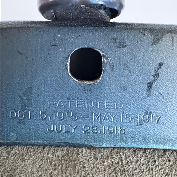 Antique embossed brown leather mini purse patented 1918. Clean. Embossed floral - Picture 15 of 16